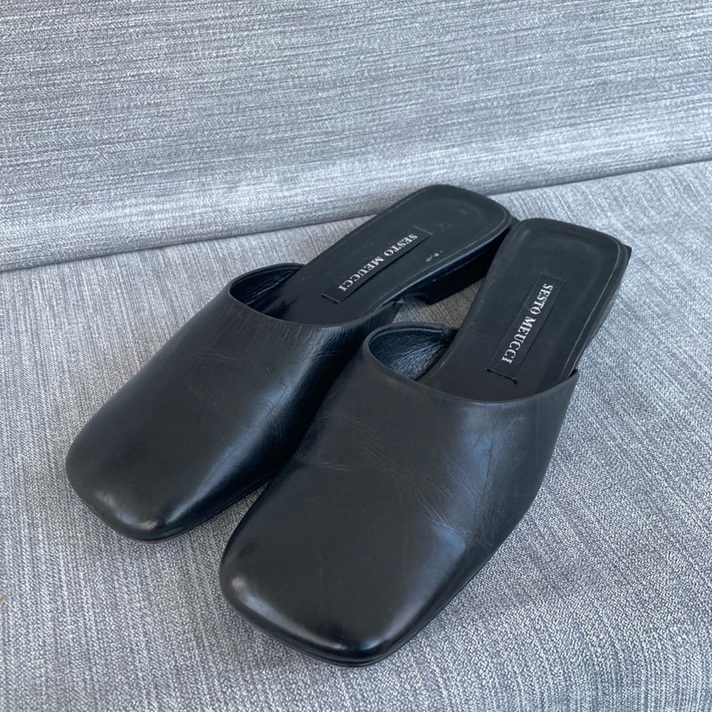 Sesto Meucci Black Leather Square Toe Slippers